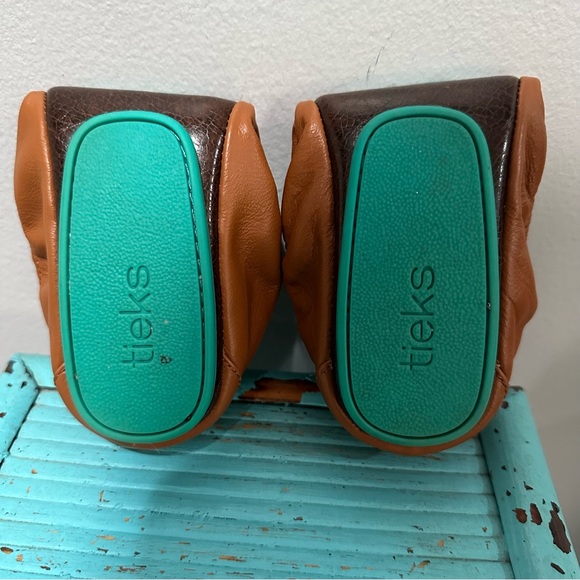 Tieks Chestnut Size 6 - Picture 13 of 13